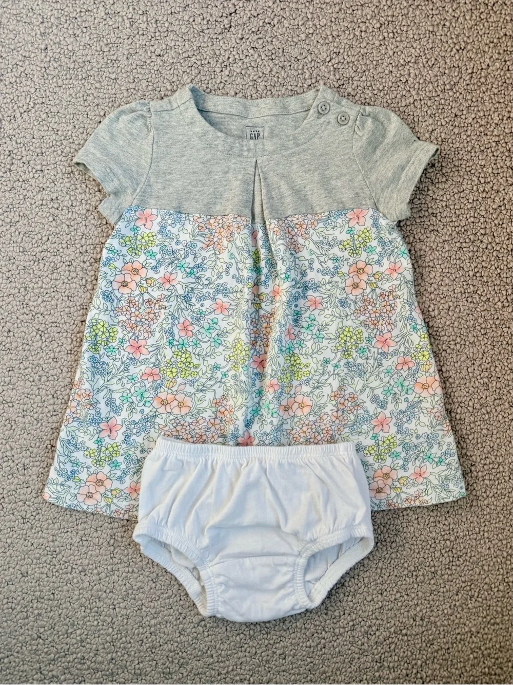 GAP Baby Girls dainty Floral Dress, Cardigan & Bloomers Set Pink Grey 6-12M 3 Pc
